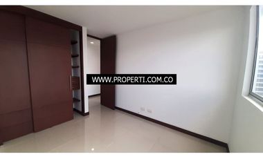 Apartamento en Arriendo Sector Cumbres - Envigado