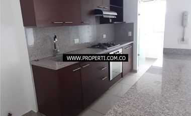 Apartamento en Arriendo Sector Cumbres - Envigado