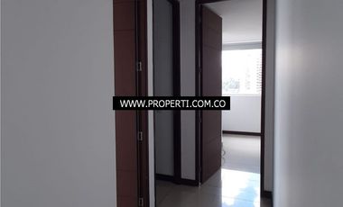 Apartamento en Arriendo Sector Cumbres - Envigado