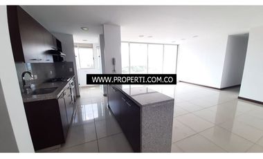 Apartamento en Arriendo Sector Cumbres - Envigado