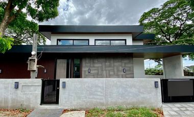 BRANDNEW MODERN BUNGALOW HOUSE FOR RENT LOCATED IN A HIGH-END SUBD. NEAR CLARK