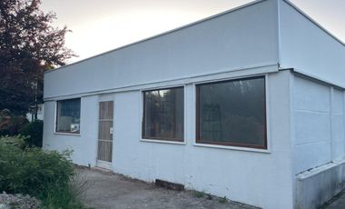 SE ARRIENDA LOCAL COMERCIAL EN LA TEJA