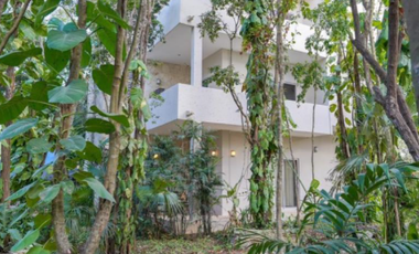 ¡Invierte! Edificio en Venta en Tulum. 6 Departamentos Para Renta Ya Operando.