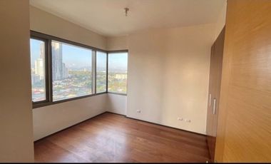 Viridian in Greenhills 3BR w/ Tandem Parking | Ortigas Land | San Juan City