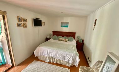 Se vende solida y amplia casa en Sagrada Familia, 5 piezas 2 baños, Curicó