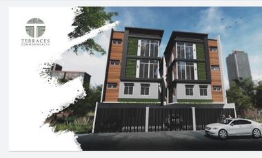 4 Storeys Townhouse in Commonwealth fairview