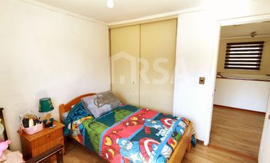Hermosa casa con gran terreno en Altos del Parque, Peñalolén