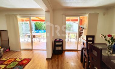 Hermosa casa con gran terreno en Altos del Parque, Peñalolén