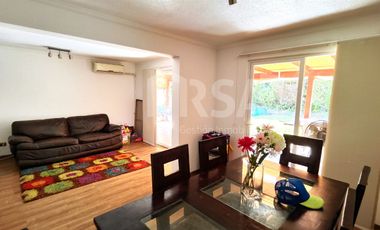 Hermosa casa con gran terreno en Altos del Parque, Peñalolén