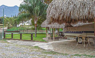 Quinta en Venta en Los Cavazos