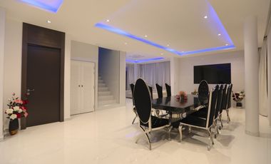 Luxurious 9 bedroom designer villa close to RIS school