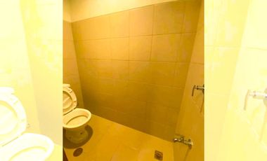 BARE 4-BEDROOM UNIT WITH BALCONY FOR SALE/RENT IN MADISON PARK WEST