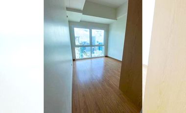 BARE 4-BEDROOM UNIT WITH BALCONY FOR SALE/RENT IN MADISON PARK WEST