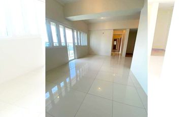 BARE 4-BEDROOM UNIT WITH BALCONY FOR SALE/RENT IN MADISON PARK WEST