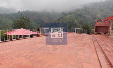 COD. 9127 SE ARRIENDA CASA CAMPESTRE - FLORIDABLANCA