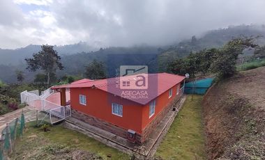 COD. 9127 SE ARRIENDA CASA CAMPESTRE - FLORIDABLANCA