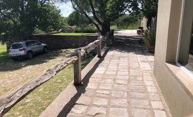 BONITO RANCHO AGRICOLA EN DOL. HGO CON CASA, CABALLERIZAS, POZO, DE OPORTUNIDAD