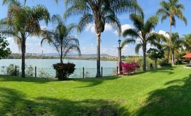 Departamento tipo Loft amueblado en renta con magnífica vista a la presa del naútico Juriquilla..