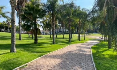 Departamento tipo Loft amueblado en renta con magnífica vista a la presa del naútico Juriquilla..