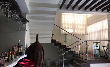 House & Lot with 5 doors commercial, 6 doors apartment and a vacant lot