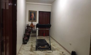 House & Lot with 5 doors commercial, 6 doors apartment and a vacant lot