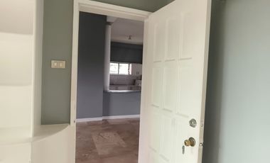 House FOR SALE in Kingswood Village Minglanilla Cebu