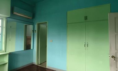 House FOR SALE in Kingswood Village Minglanilla Cebu