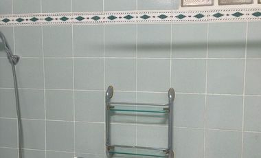 House FOR SALE in Kingswood Village Minglanilla Cebu