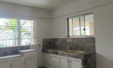 House FOR SALE in Kingswood Village Minglanilla Cebu