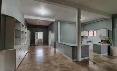 House FOR SALE in Kingswood Village Minglanilla Cebu