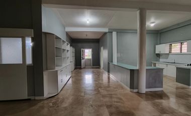 House FOR SALE in Kingswood Village Minglanilla Cebu