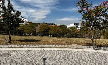 SE VENDE LOTE LOMAS DE ANGELOPOLIS PARQUE ADARA- EXCELENTE UBICACION