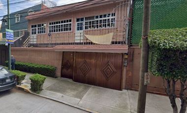 Casa en venta con gran plusvalía de remate dentro de Calle Genaro García , Jardín Balbuena, Ciudad de México, CDMX