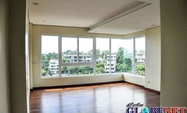 5 Bedroom House in Maria Luisa Banilad