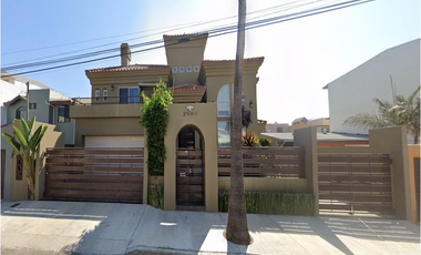 se vende excelente casa Del Farallón, Playas, Costa de Oro, Tijuana, B.C., México