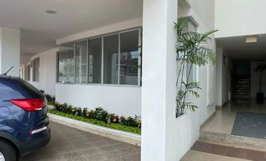 Alquiler departamento en planta baja ubicado en Santa Cecilia (J Luna)