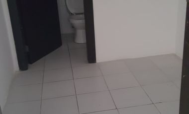 Alquiler departamento en planta baja ubicado en Santa Cecilia (J Luna)