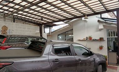 Casa de venta en Otavalo en la ciudadela 31 de Octubre, 3 departamentos, 600 m2