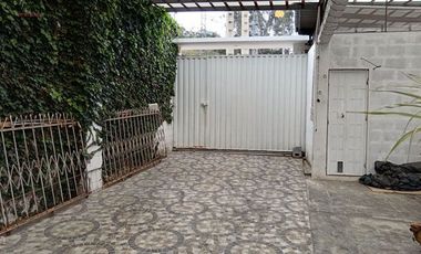 Casa de venta en Otavalo en la ciudadela 31 de Octubre, 3 departamentos, 600 m2