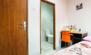 Kost Dekat BINUS Universitas Bina Nusantara, Universitas Esa Unggul
