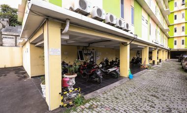 Kost Dekat BINUS Universitas Bina Nusantara, Universitas Esa Unggul