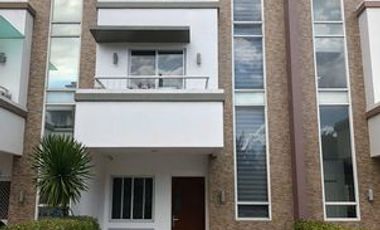 Townhouse for Sale at Paranaque City