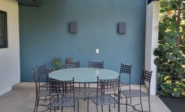 CASA EN VENTA CON MAGNIFICA UBICACIÓN.