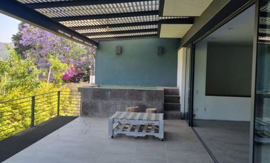 CASA EN VENTA CON MAGNIFICA UBICACIÓN.
