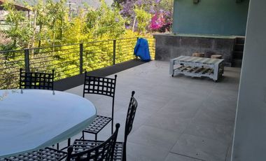 CASA EN VENTA CON MAGNIFICA UBICACIÓN.