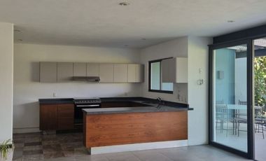 CASA EN VENTA CON MAGNIFICA UBICACIÓN.