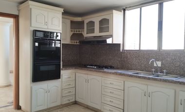 Apartamento en arriendo en Alto Prado.