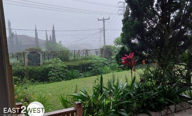Dijual Rumah Villa Jalan Raya Puncak - Gadog Cipanas Cianjur Jawa Barat