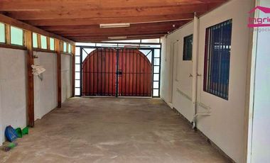 SE VENDE AMPLIA CASA 4 DORMITORIOS 1 BAÑO EN VILLA DOÑA FRANCISCA 3