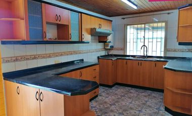 SE VENDE AMPLIA CASA 4 DORMITORIOS 1 BAÑO EN VILLA DOÑA FRANCISCA 3